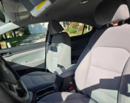 Хендай Элантра 2017 в Ужгороде на Automoto.ua Черный Хендай Элантра, объемом двигателя 2 л и пробегом 70 тыс. км за 8000 $, фото 8 на Automoto.ua