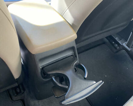 Черный Хендай Элантра, объемом двигателя 2 л и пробегом 56 тыс. км за 14000 $, фото 23 на Automoto.ua