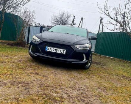 Черный Хендай Элантра, объемом двигателя 2 л и пробегом 115 тыс. км за 11500 $, фото 1 на Automoto.ua