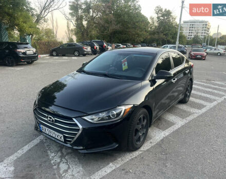 Черный Хендай Элантра, объемом двигателя 1.59 л и пробегом 210 тыс. км за 9300 $, фото 7 на Automoto.ua