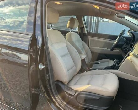 Чорний Хендай Елантра, об'ємом двигуна 2 л та пробігом 98 тис. км за 13990 $, фото 10 на Automoto.ua