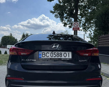 Черный Хендай Элантра, объемом двигателя 1.59 л и пробегом 120 тыс. км за 13000 $, фото 6 на Automoto.ua