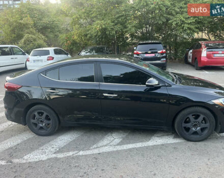 Черный Хендай Элантра, объемом двигателя 1.59 л и пробегом 210 тыс. км за 9300 $, фото 1 на Automoto.ua