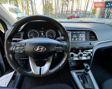 Чорний Хендай Елантра, об'ємом двигуна 2 л та пробігом 89 тис. км за 14500 $, фото 7 на Automoto.ua