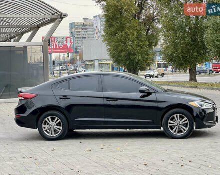 Черный Хендай Элантра, объемом двигателя 2 л и пробегом 125 тыс. км за 9300 $, фото 9 на Automoto.ua