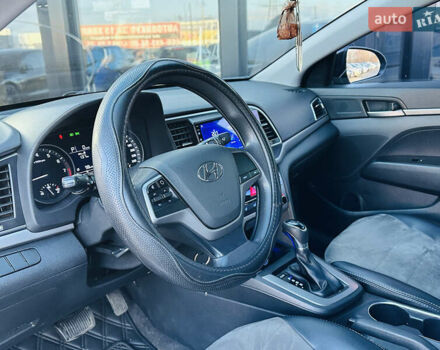 Чорний Хендай Елантра, об'ємом двигуна 1.6 л та пробігом 150 тис. км за 10700 $, фото 13 на Automoto.ua