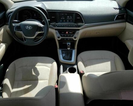 Чорний Хендай Елантра, об'ємом двигуна 2 л та пробігом 103 тис. км за 1600 $, фото 7 на Automoto.ua