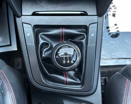 Черный Хендай Элантра, объемом двигателя 1.6 л и пробегом 32 тыс. км за 14000 $, фото 9 на Automoto.ua