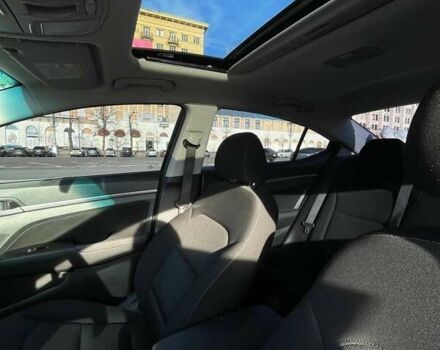Черный Хендай Элантра, объемом двигателя 2 л и пробегом 85 тыс. км за 13600 $, фото 5 на Automoto.ua