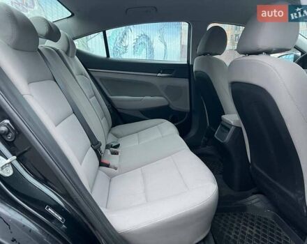 Черный Хендай Элантра, объемом двигателя 2 л и пробегом 138 тыс. км за 11990 $, фото 8 на Automoto.ua