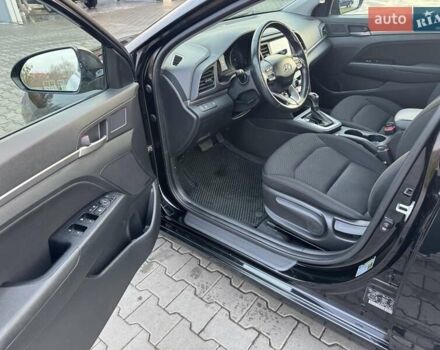 Чорний Хендай Елантра, об'ємом двигуна 0 л та пробігом 96 тис. км за 13900 $, фото 12 на Automoto.ua