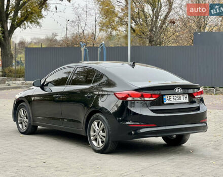 Черный Хендай Элантра, объемом двигателя 2 л и пробегом 125 тыс. км за 9300 $, фото 7 на Automoto.ua