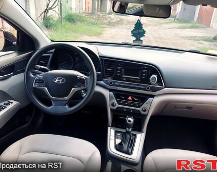 Черный Хендай Элантра, объемом двигателя 2 л и пробегом 120 тыс. км за 9900 $, фото 11 на Automoto.ua