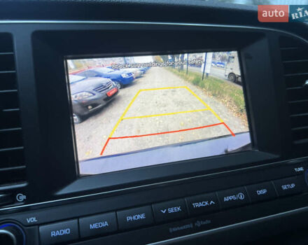 Черный Хендай Элантра, объемом двигателя 2 л и пробегом 125 тыс. км за 9300 $, фото 13 на Automoto.ua