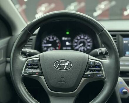 Черный Хендай Элантра, объемом двигателя 2 л и пробегом 107 тыс. км за 13200 $, фото 25 на Automoto.ua