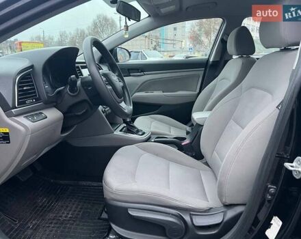 Черный Хендай Элантра, объемом двигателя 2 л и пробегом 138 тыс. км за 10990 $, фото 10 на Automoto.ua