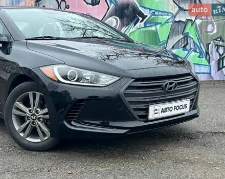 Черный Хендай Элантра, объемом двигателя 2 л и пробегом 138 тыс. км за 11990 $, фото 1 на Automoto.ua