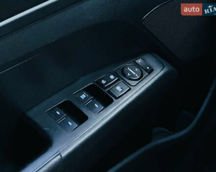 Чорний Хендай Елантра, об'ємом двигуна 1.6 л та пробігом 150 тис. км за 10700 $, фото 26 на Automoto.ua