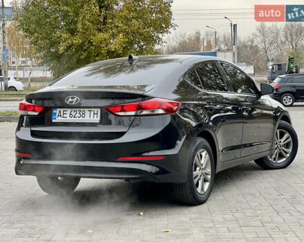 Черный Хендай Элантра, объемом двигателя 2 л и пробегом 125 тыс. км за 9300 $, фото 1 на Automoto.ua