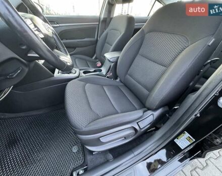 Чорний Хендай Елантра, об'ємом двигуна 0 л та пробігом 96 тис. км за 13900 $, фото 13 на Automoto.ua