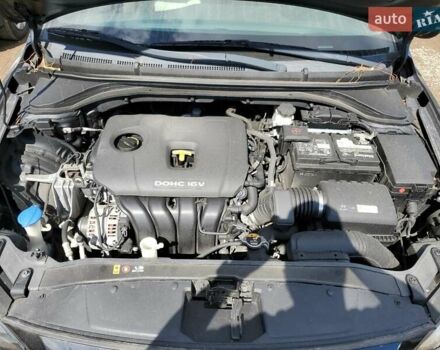 Чорний Хендай Елантра, об'ємом двигуна 2 л та пробігом 103 тис. км за 1600 $, фото 10 на Automoto.ua