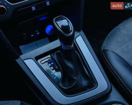 Чорний Хендай Елантра, об'ємом двигуна 1.6 л та пробігом 150 тис. км за 10700 $, фото 36 на Automoto.ua