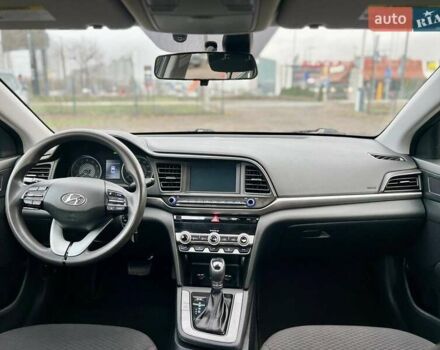 Чорний Хендай Елантра, об'ємом двигуна 2 л та пробігом 166 тис. км за 14300 $, фото 18 на Automoto.ua