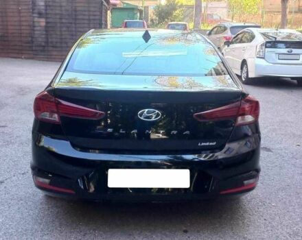 Черный Хендай Элантра, объемом двигателя 2 л и пробегом 67 тыс. км за 8600 $, фото 3 на Automoto.ua