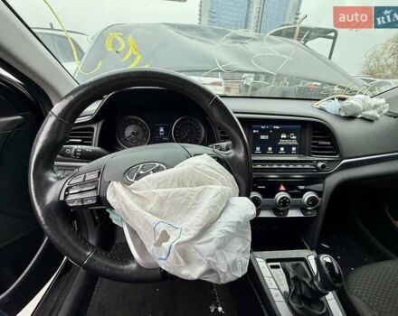 Черный Хендай Элантра, объемом двигателя 2 л и пробегом 90 тыс. км за 9000 $, фото 30 на Automoto.ua