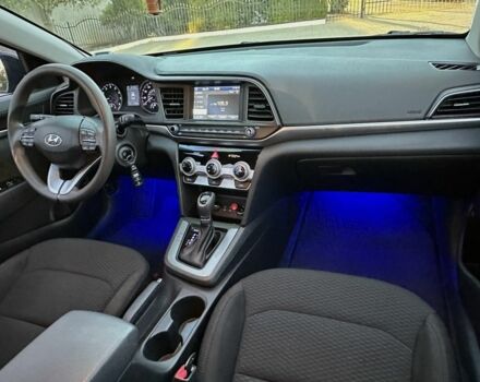 Чорний Хендай Елантра, об'ємом двигуна 2 л та пробігом 46 тис. км за 14800 $, фото 19 на Automoto.ua