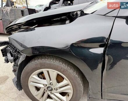 Черный Хендай Элантра, объемом двигателя 2 л и пробегом 90 тыс. км за 8500 $, фото 7 на Automoto.ua