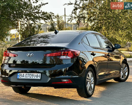 Черный Хендай Элантра, объемом двигателя 2 л и пробегом 46 тыс. км за 14800 $, фото 11 на Automoto.ua