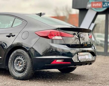 Чорний Хендай Елантра, об'ємом двигуна 2 л та пробігом 166 тис. км за 14300 $, фото 10 на Automoto.ua