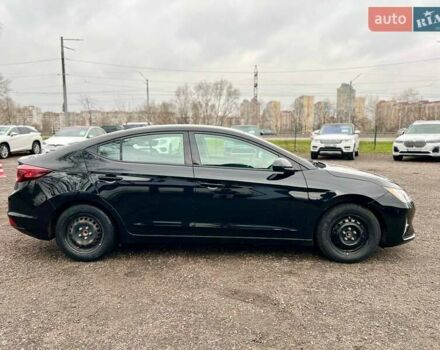 Чорний Хендай Елантра, об'ємом двигуна 2 л та пробігом 166 тис. км за 14300 $, фото 5 на Automoto.ua