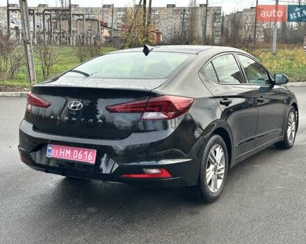 Черный Хендай Элантра, объемом двигателя 2 л и пробегом 75 тыс. км за 14200 $, фото 5 на Automoto.ua