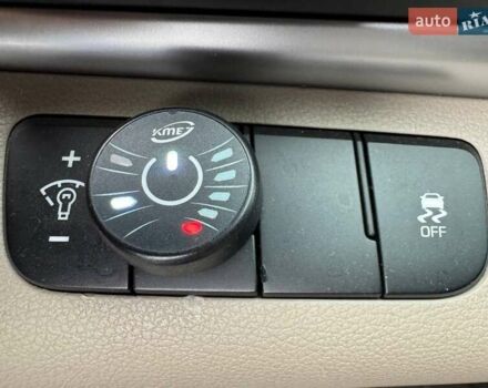 Черный Хендай Элантра, объемом двигателя 2 л и пробегом 139 тыс. км за 13590 $, фото 15 на Automoto.ua