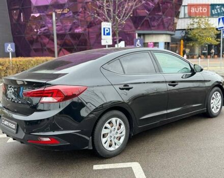 Черный Хендай Элантра, объемом двигателя 2 л и пробегом 139 тыс. км за 13590 $, фото 6 на Automoto.ua