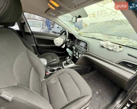 Черный Хендай Элантра, объемом двигателя 2 л и пробегом 90 тыс. км за 8500 $, фото 25 на Automoto.ua