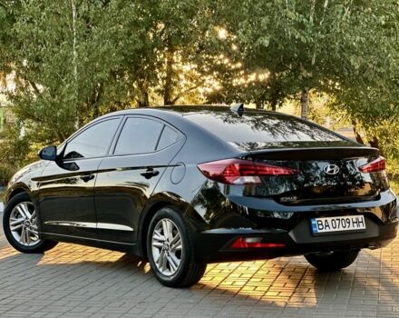 Чорний Хендай Елантра, об'ємом двигуна 2 л та пробігом 46 тис. км за 14800 $, фото 5 на Automoto.ua
