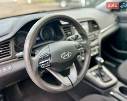 Чорний Хендай Елантра, об'ємом двигуна 2 л та пробігом 166 тис. км за 14300 $, фото 23 на Automoto.ua