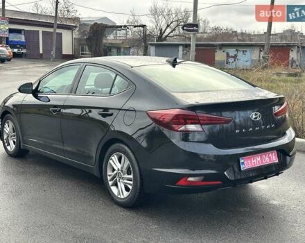 Черный Хендай Элантра, объемом двигателя 2 л и пробегом 75 тыс. км за 14200 $, фото 3 на Automoto.ua