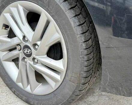 Черный Хендай Элантра, объемом двигателя 2 л и пробегом 90 тыс. км за 8500 $, фото 9 на Automoto.ua