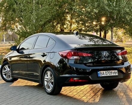 Чорний Хендай Елантра, об'ємом двигуна 2 л та пробігом 46 тис. км за 14800 $, фото 6 на Automoto.ua
