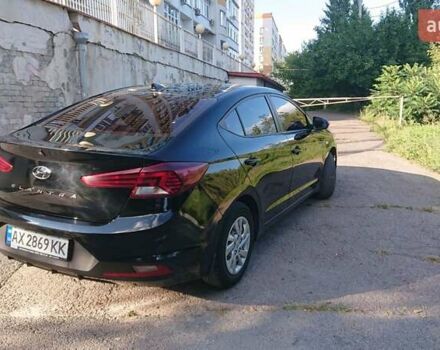 Черный Хендай Элантра, объемом двигателя 1.59 л и пробегом 150 тыс. км за 14200 $, фото 3 на Automoto.ua
