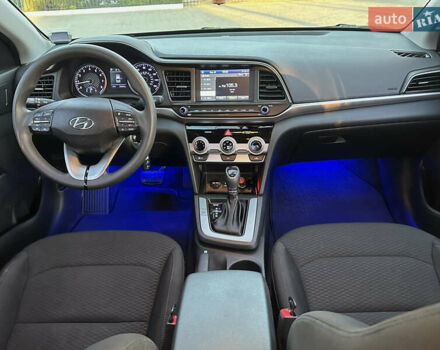 Черный Хендай Элантра, объемом двигателя 2 л и пробегом 46 тыс. км за 14800 $, фото 28 на Automoto.ua