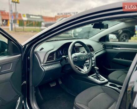 Чорний Хендай Елантра, об'ємом двигуна 2 л та пробігом 166 тис. км за 14300 $, фото 13 на Automoto.ua