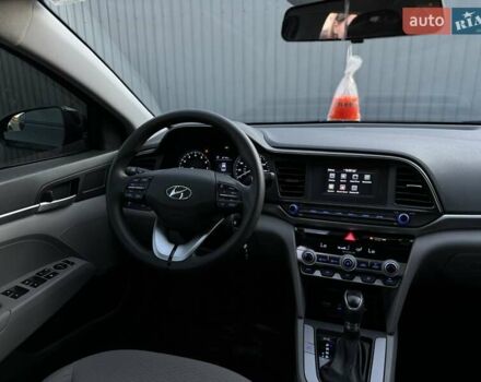 Черный Хендай Элантра, объемом двигателя 2 л и пробегом 54 тыс. км за 14700 $, фото 14 на Automoto.ua