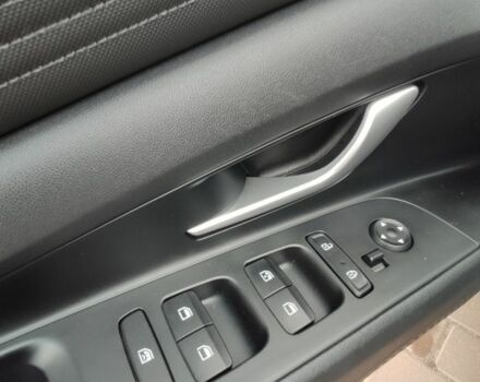 Хендай Элантра 2020 в Киеве на Automoto.ua Черный Хендай Элантра, объемом двигателя 2 л и пробегом 124 тыс. км за 16400 $, фото 13 на Automoto.ua