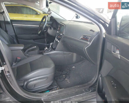 Черный Хендай Элантра, объемом двигателя 2 л и пробегом 85 тыс. км за 2800 $, фото 4 на Automoto.ua