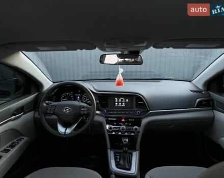 Черный Хендай Элантра, объемом двигателя 2 л и пробегом 54 тыс. км за 14700 $, фото 13 на Automoto.ua